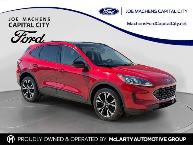 2022 Ford Escape SE — photo 1 of 1