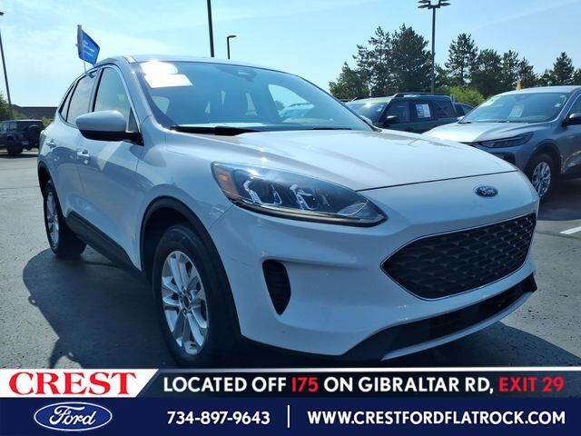 2020 Ford Escape SE — photo 1 of 26