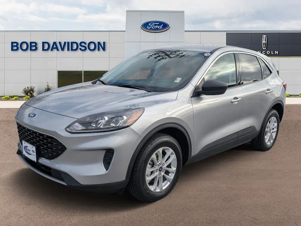 2022 Ford Escape SE — photo 1 of 13