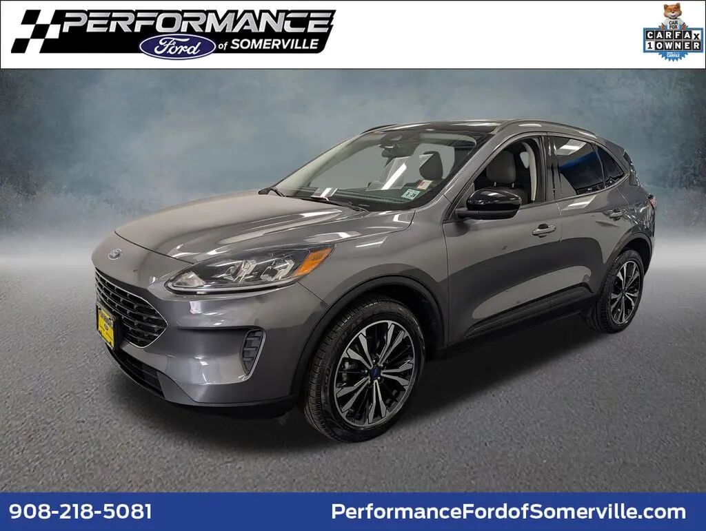 2022 Ford Escape SE — photo 1 of 30