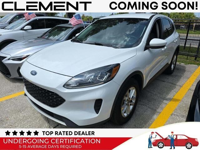 2021 Ford Escape SE — photo 1 of 3