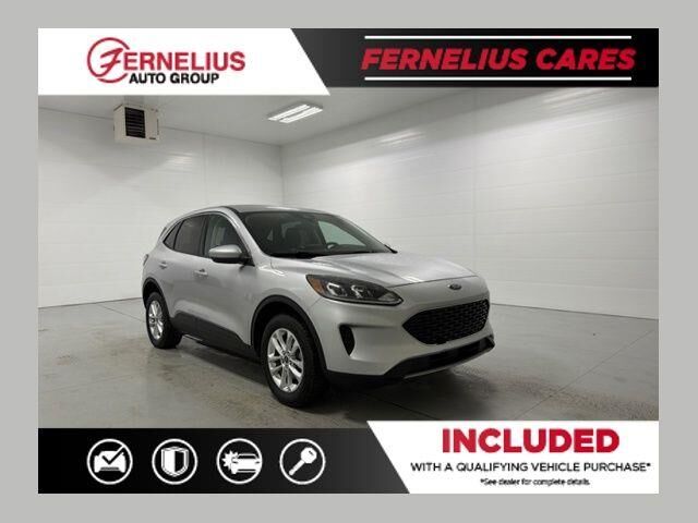 2020 Ford Escape SE — photo 1 of 24