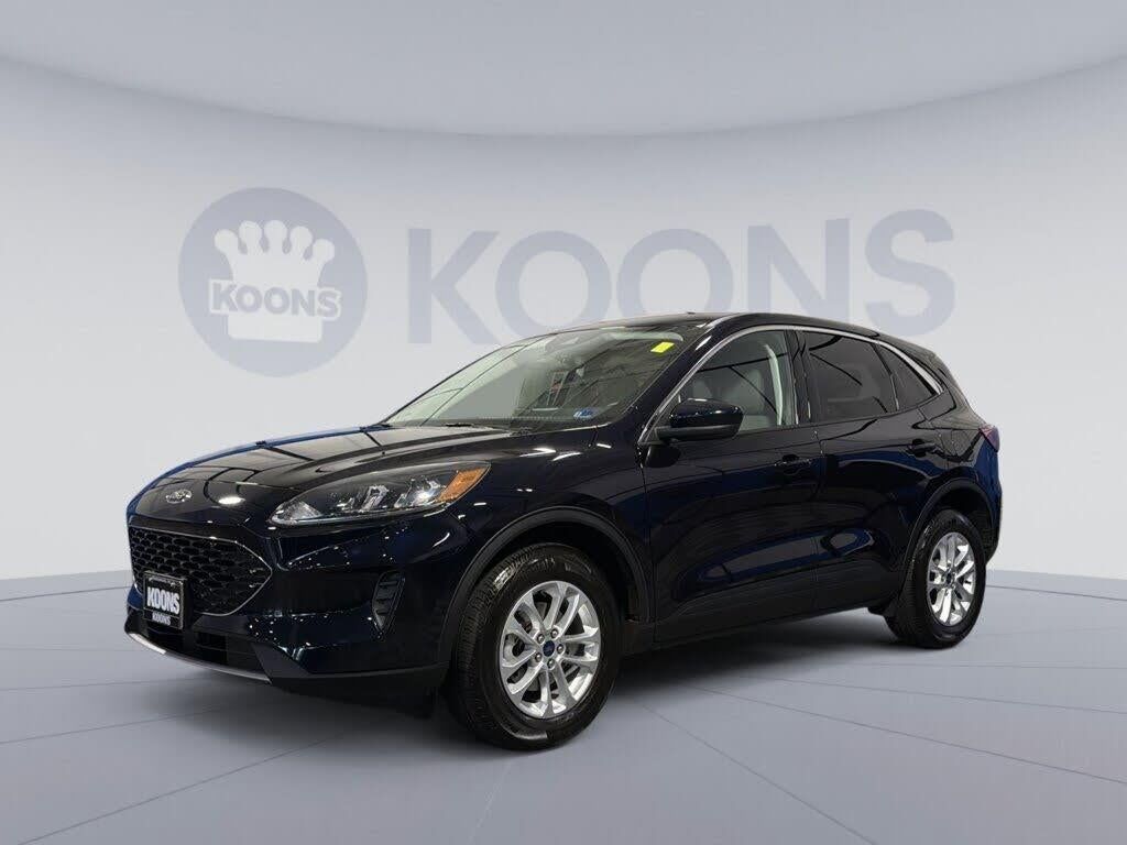 2021 Ford Escape SE — photo 1 of 4