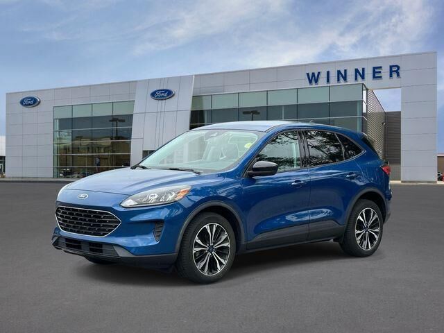 2022 Ford Escape SE — photo 1 of 11