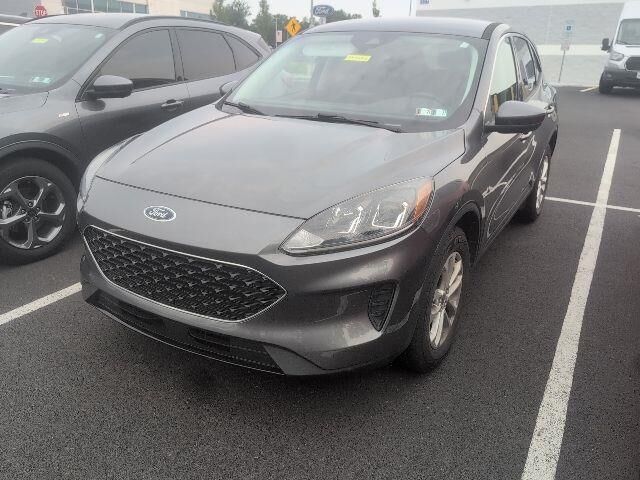 2021 Ford Escape SE — photo 1 of 2