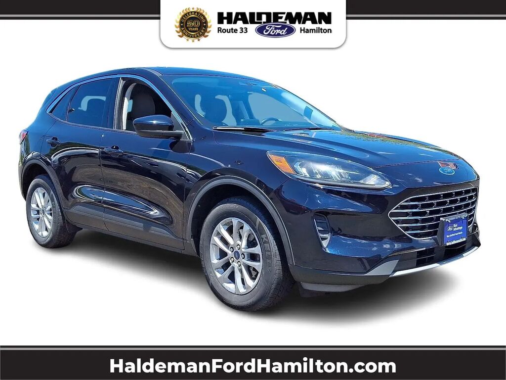 2021 Ford Escape SE — photo 1 of 13