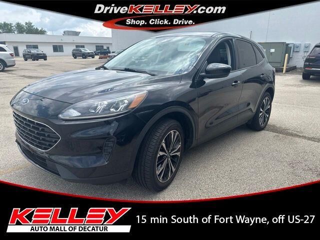 2021 Ford Escape SE — photo 1 of 13
