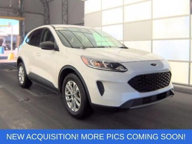 2022 Ford Escape SE — photo 1 of 30