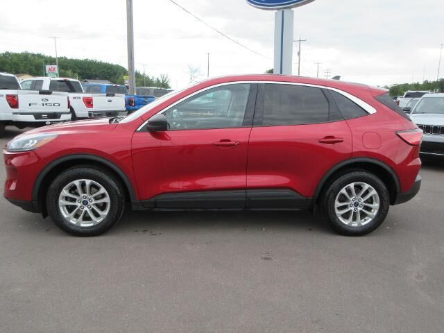 2022 Ford Escape SE — photo 1 of 13