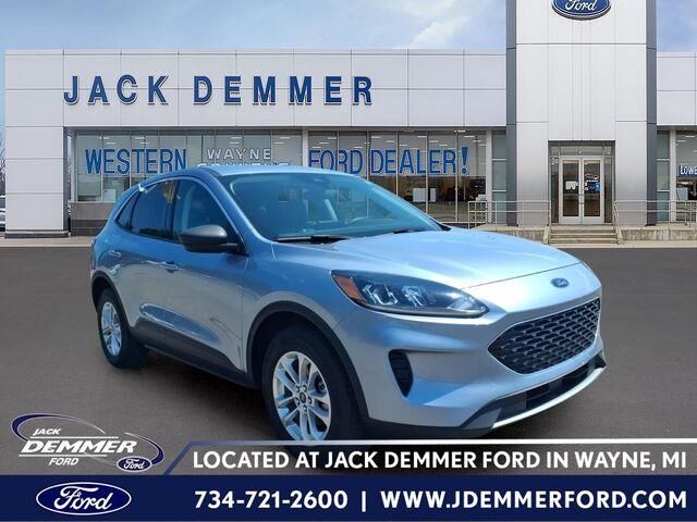 2022 Ford Escape SE — photo 1 of 26