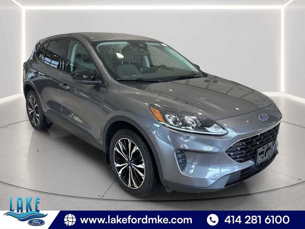 2022 Ford Escape SE — photo 1 of 26
