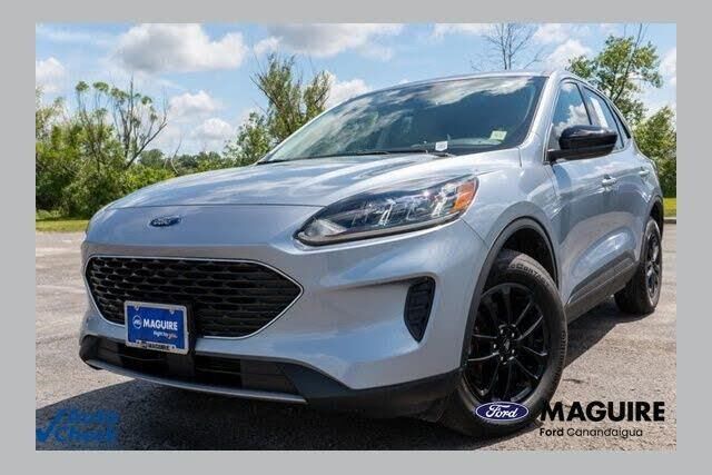 2022 Ford Escape SE — photo 1 of 2