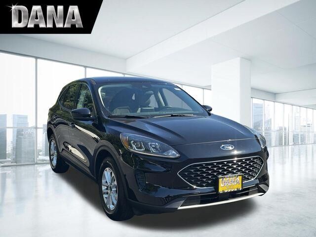 2021 Ford Escape SE — photo 1 of 26