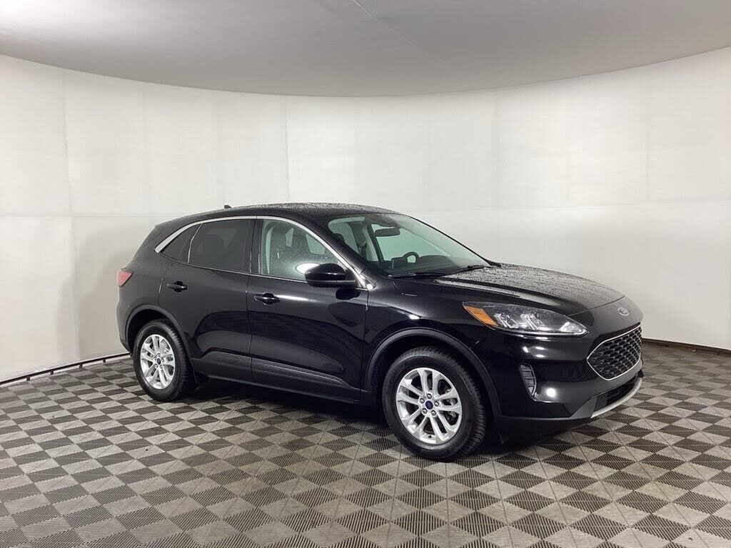 2021 Ford Escape SE — photo 1 of 18