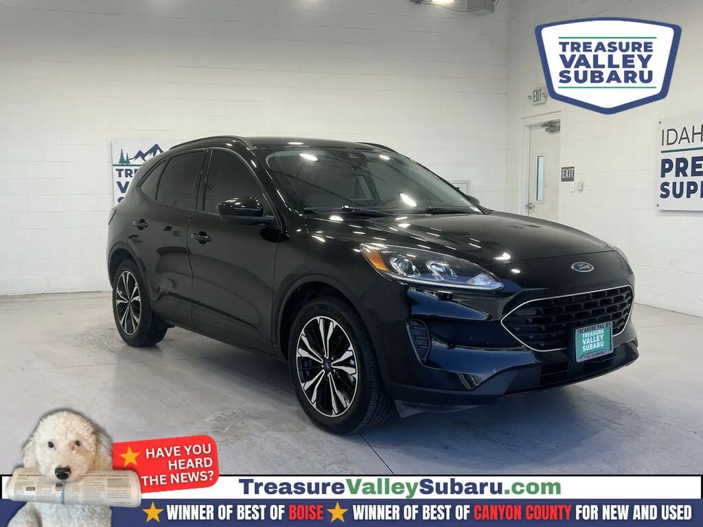 2022 Ford Escape SE — photo 1 of 13
