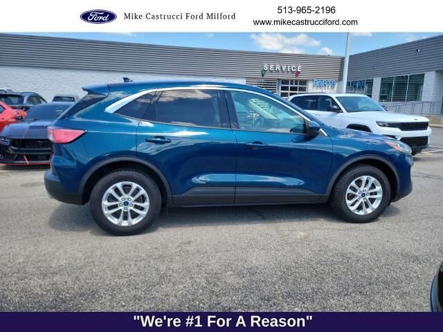 2020 Ford Escape SE