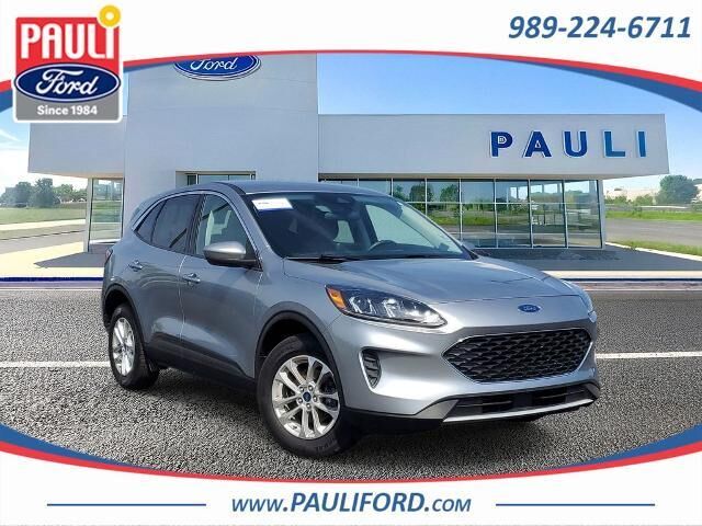 2021 Ford Escape SE — photo 1 of 13
