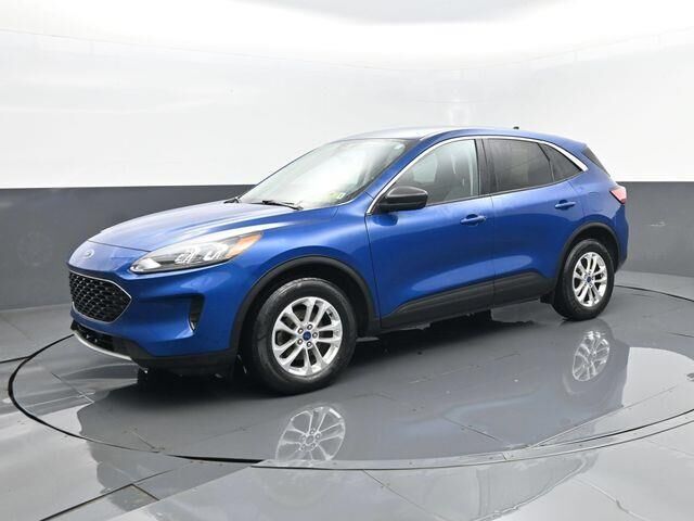 2022 Ford Escape SE — photo 1 of 13