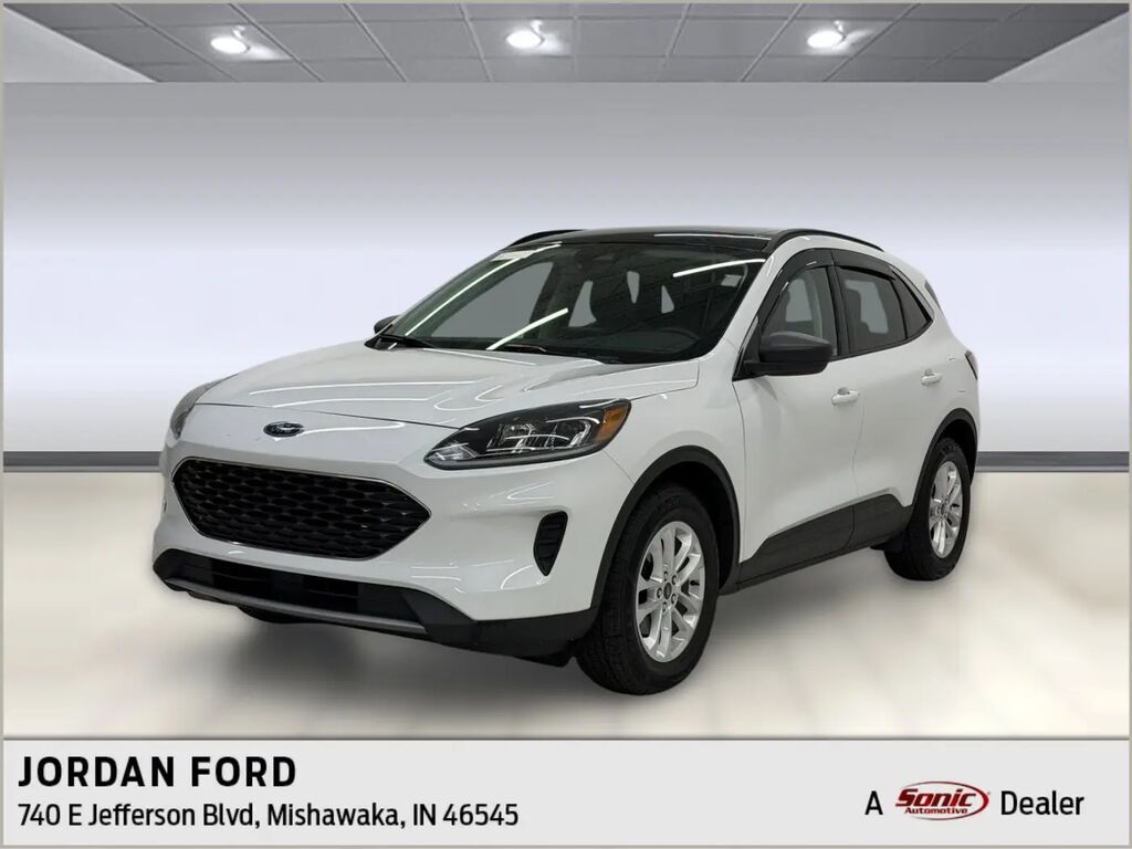 2022 Ford Escape SE — photo 1 of 11