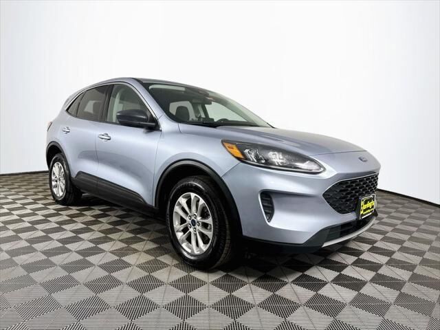 2022 Ford Escape SE — photo 1 of 31
