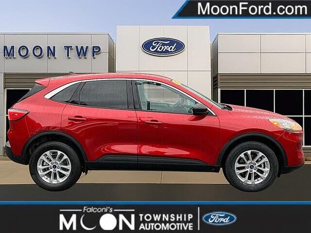 2022 Ford Escape SE