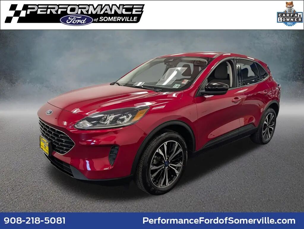 2022 Ford Escape SE — photo 1 of 13