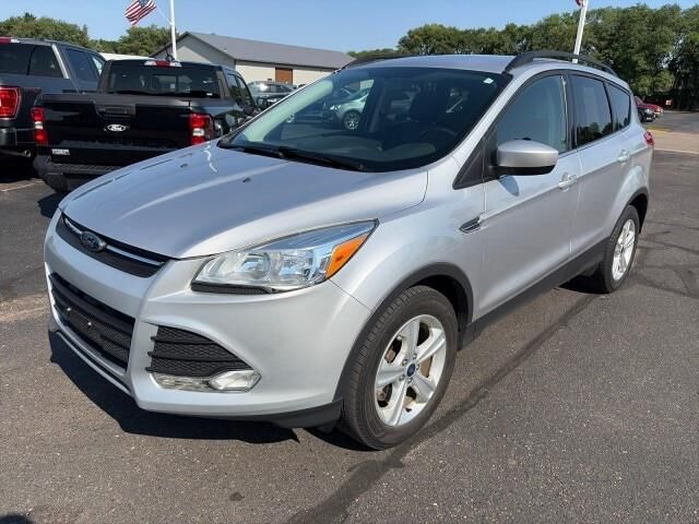 2016 Ford Escape SE — photo 1 of 3