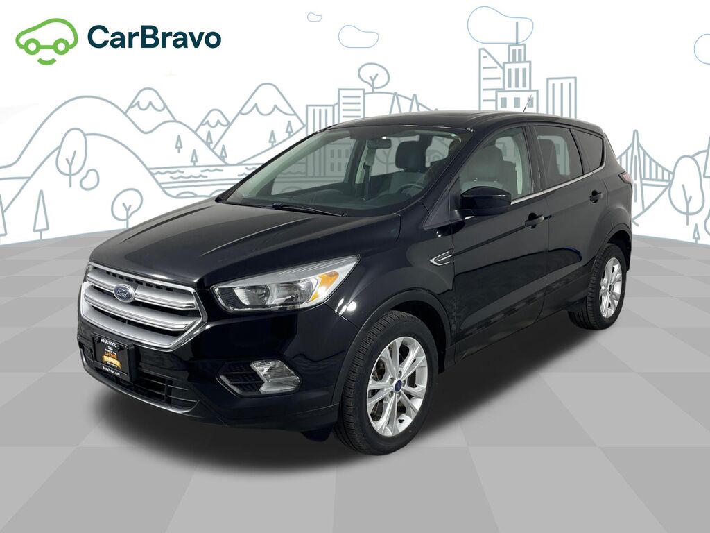 2017 Ford Escape SE — photo 1 of 6