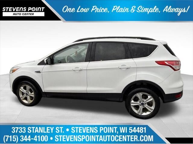 2016 Ford Escape SE — photo 1 of 13