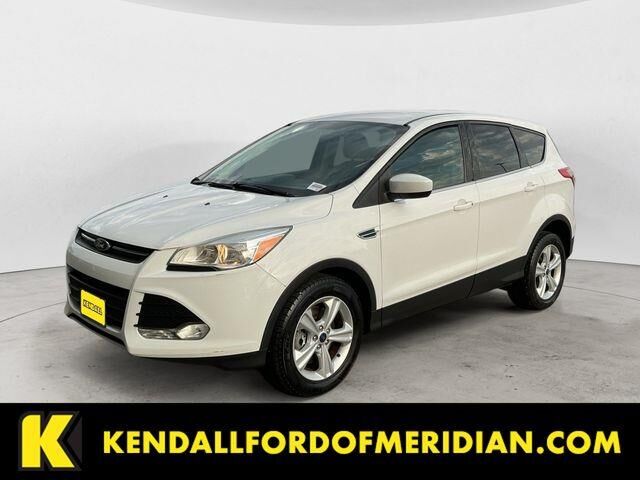 2015 Ford Escape SE — photo 1 of 26