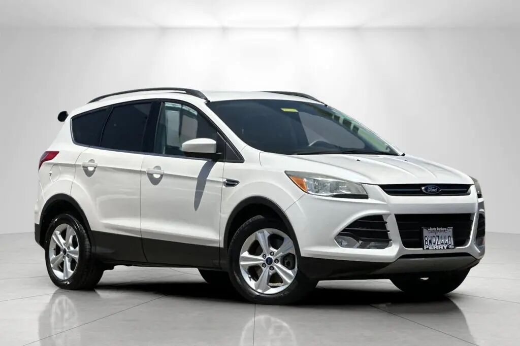 2014 Ford Escape SE — photo 1 of 40
