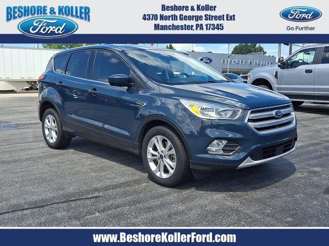 2019 Ford Escape SE — photo 1 of 13