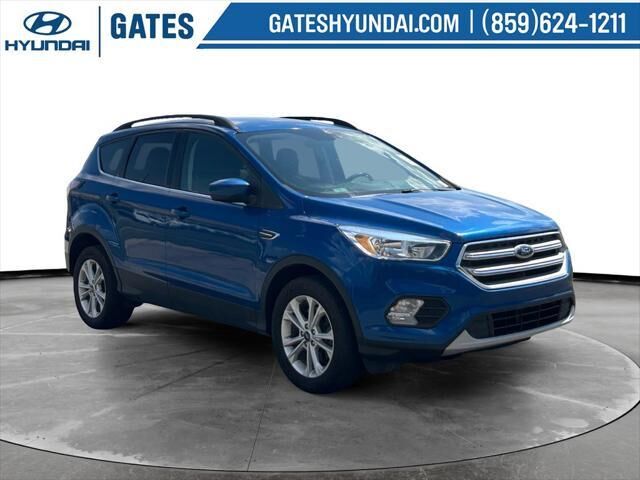 2018 Ford Escape SE — photo 1 of 39