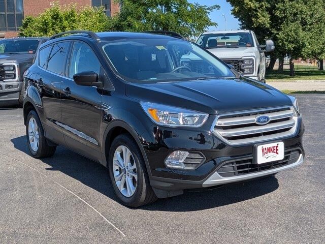 2018 Ford Escape SE — photo 1 of 26