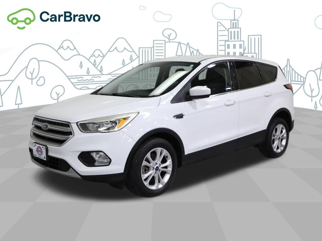2017 Ford Escape SE — photo 1 of 6