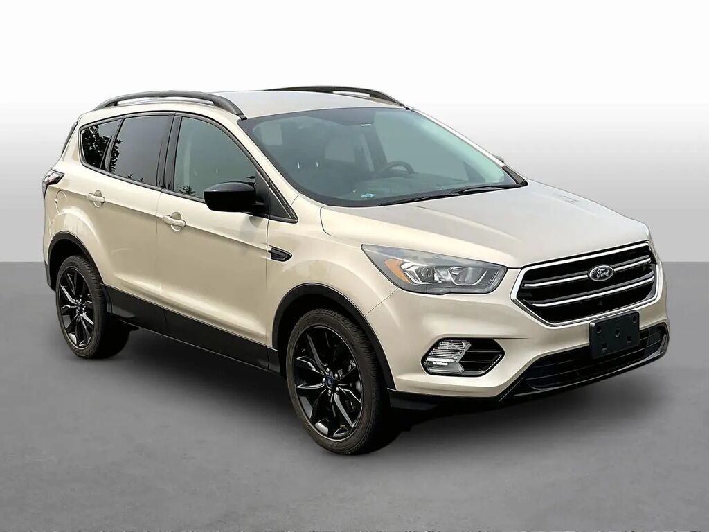2018 Ford Escape SE — photo 1 of 13