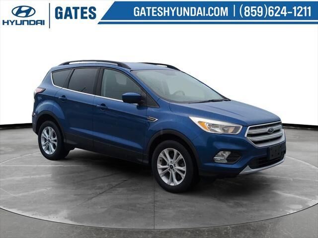 2018 Ford Escape SE — photo 1 of 36