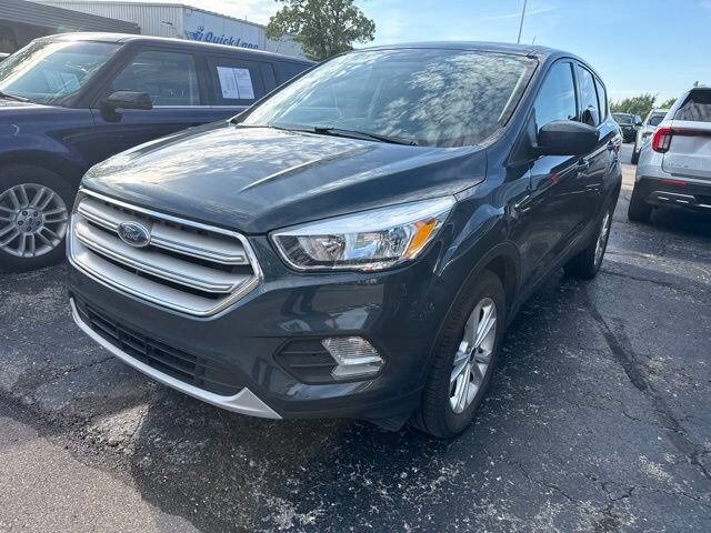 2019 Ford Escape SE — photo 1 of 1
