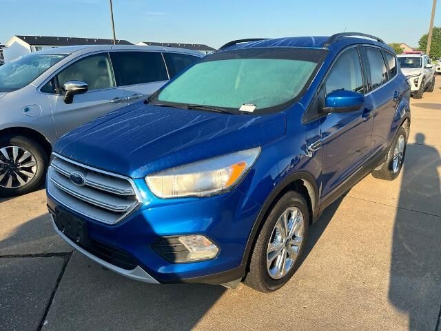 2018 Ford Escape SE — photo 1 of 26