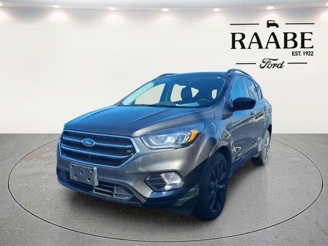 2018 Ford Escape SE — photo 1 of 26