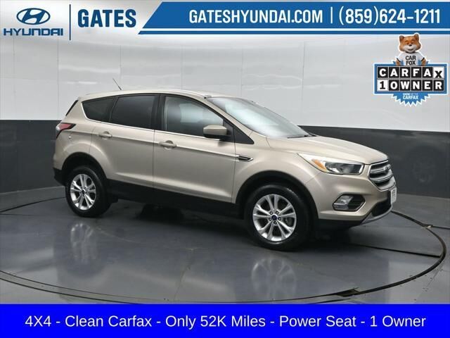 2017 Ford Escape SE — photo 1 of 26