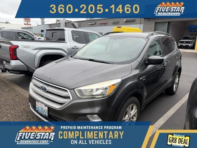 2018 Ford Escape SE — photo 1 of 13