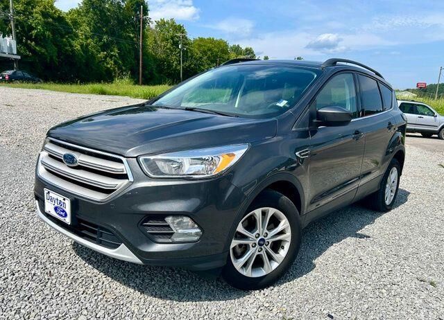 2018 Ford Escape SE — photo 1 of 26