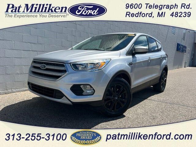 2019 Ford Escape SE — photo 1 of 13