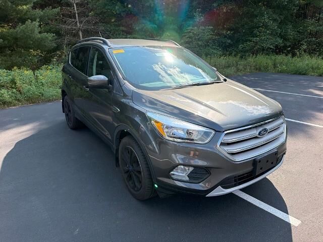 2018 Ford Escape SE — photo 1 of 13