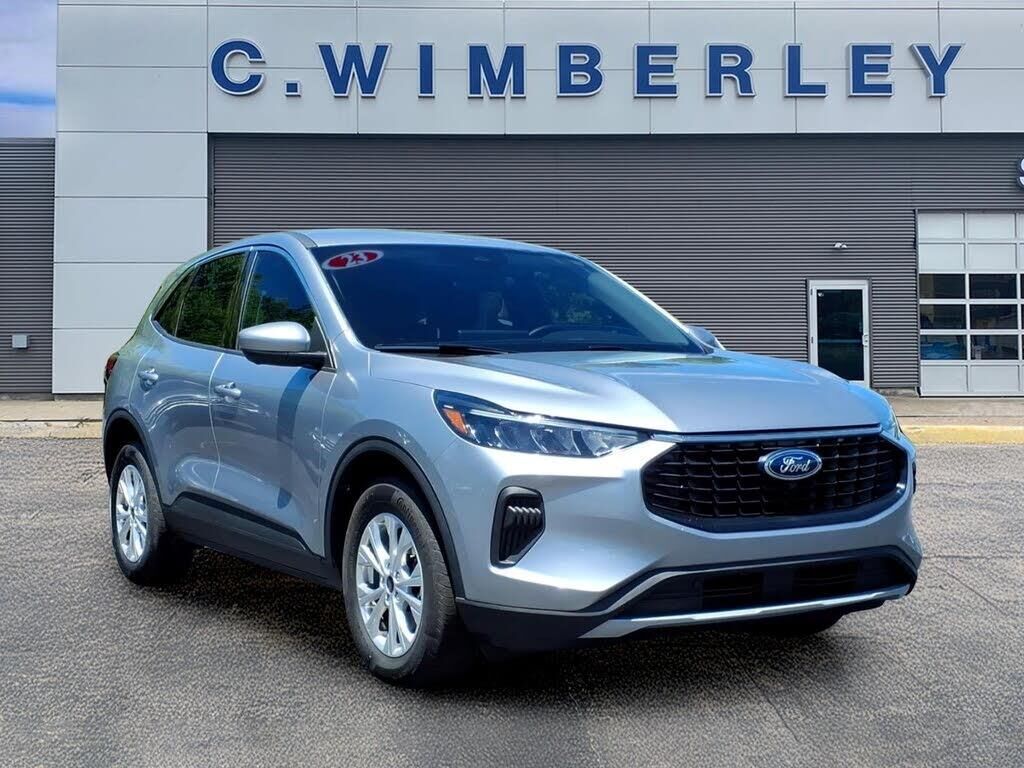 2023 Ford Escape Active — photo 1 of 2