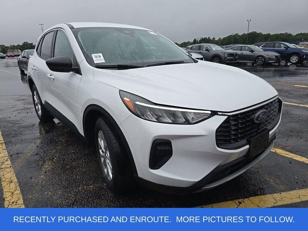 2023 Ford Escape Active — photo 1 of 1