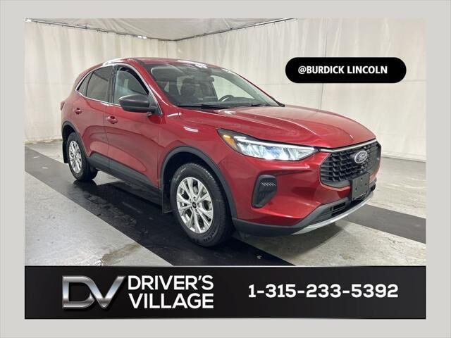 2023 Ford Escape Active — photo 1 of 26