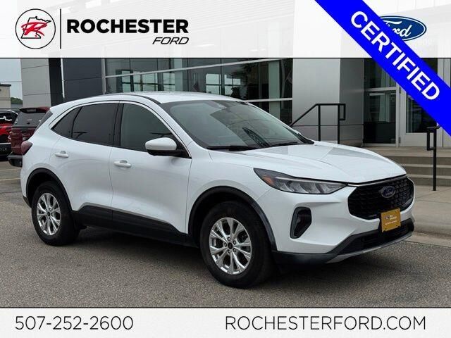 2023 Ford Escape Active — photo 1 of 39