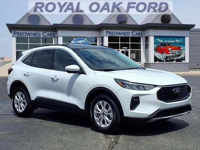 2024 Ford Escape Active — photo 1 of 13